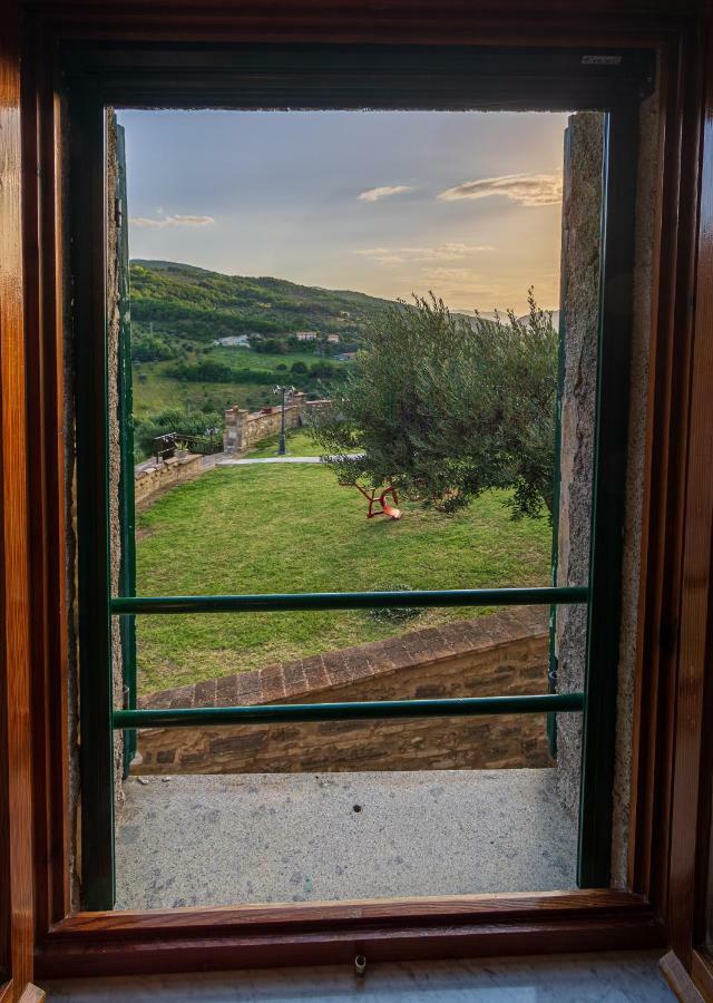 Due Torri Hotel San Severino Marche Exterior photo