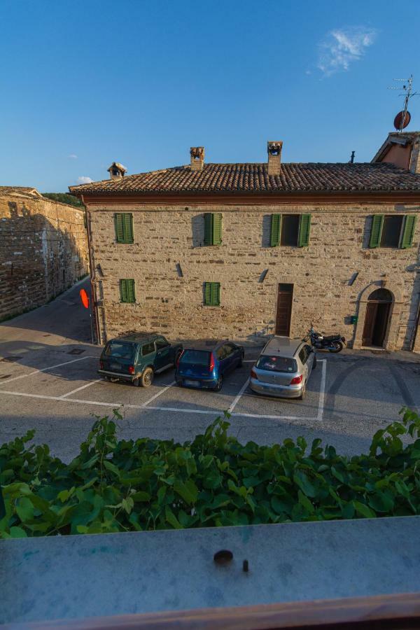 Due Torri Hotel San Severino Marche Exterior photo
